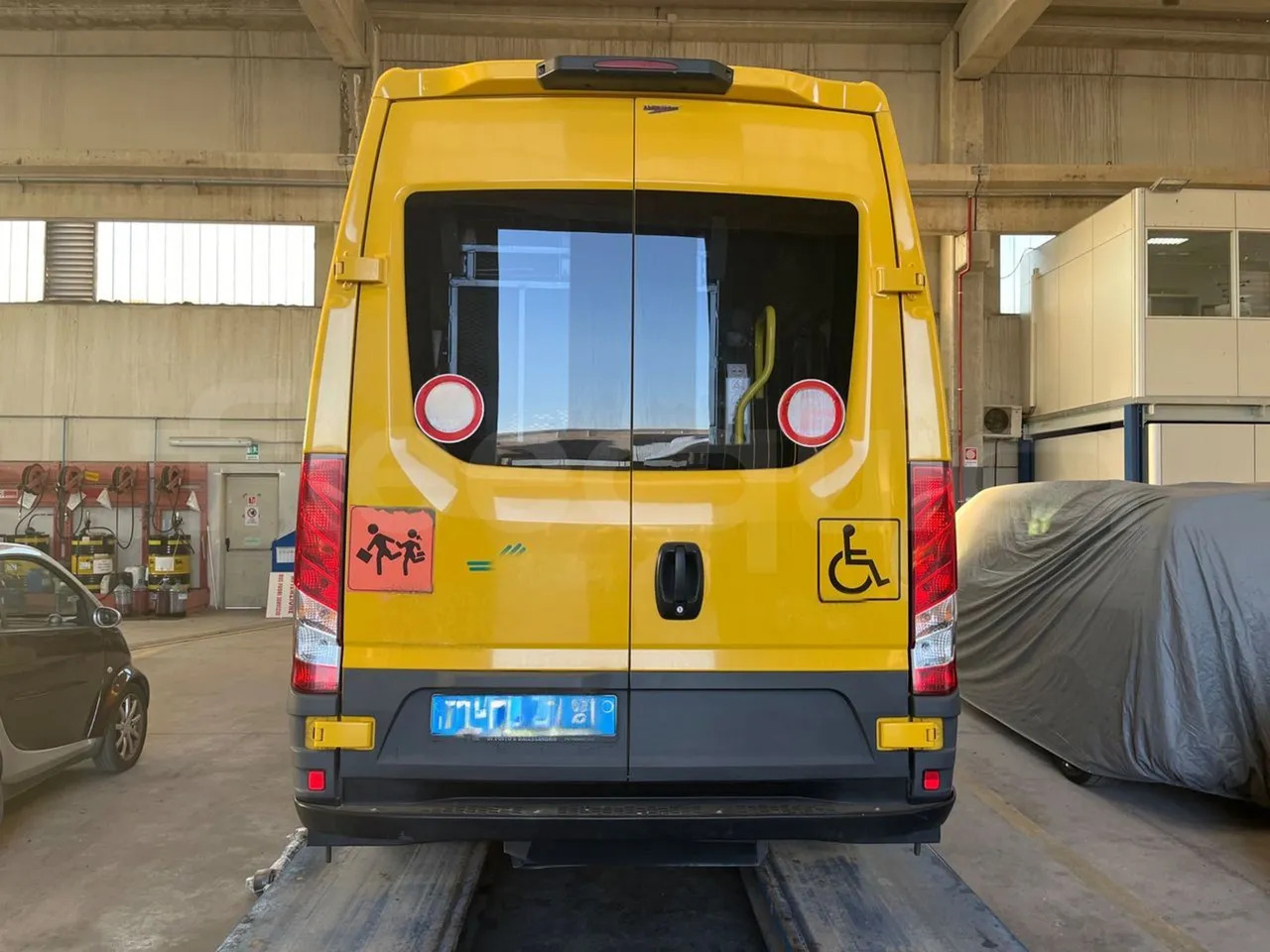 Iveco Daily - Школьный автобус: фото 5 Iveco Daily - Школьный автобус: фото 5