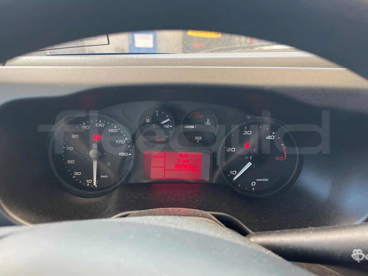 Iveco Daily - Школьный автобус: фото 3 Iveco Daily - Школьный автобус: фото 3