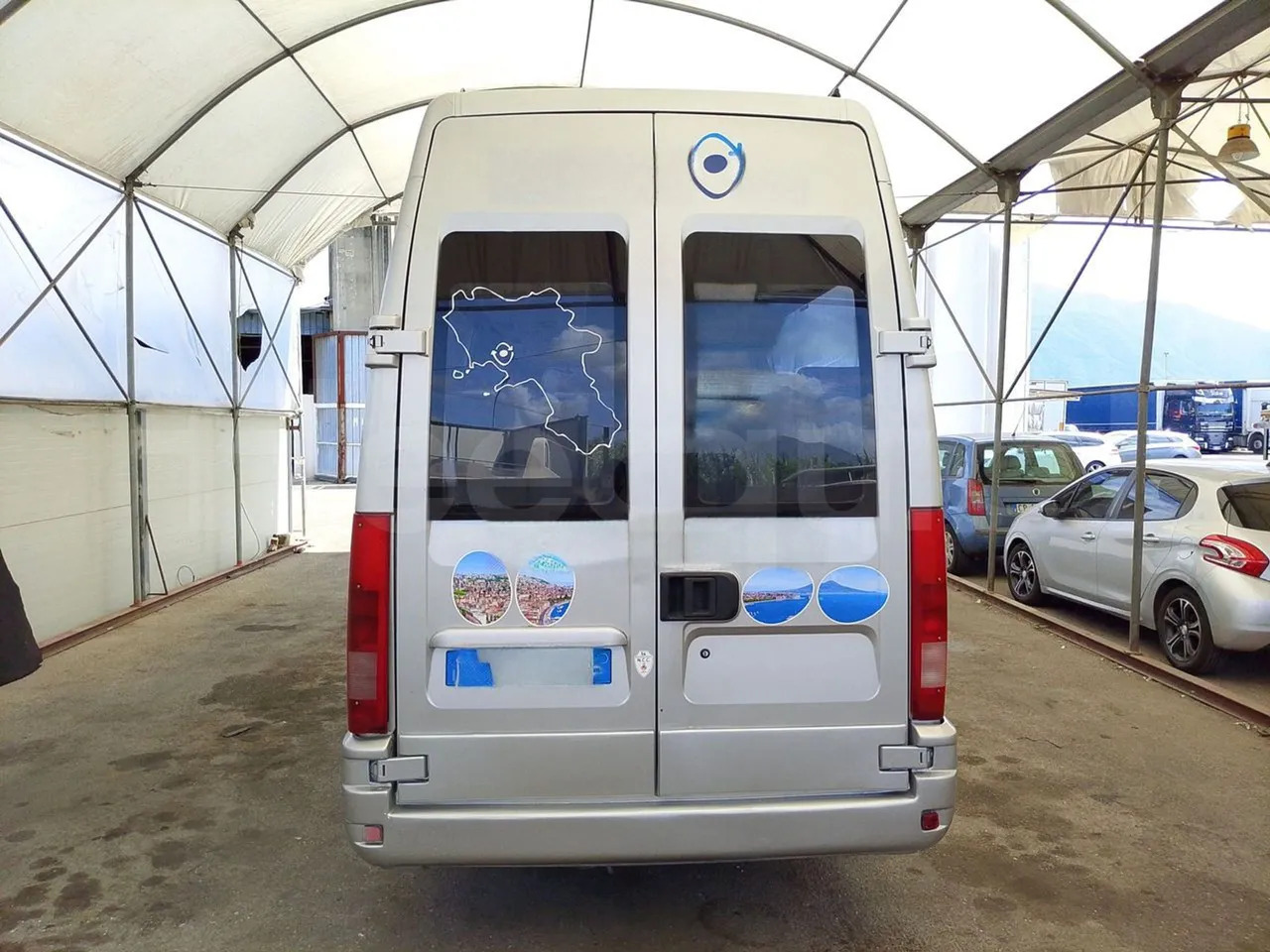 Iveco Daily - Микроавтобус, Пассажирский фургон: фото 5 Iveco Daily - Микроавтобус, Пассажирский фургон: фото 5