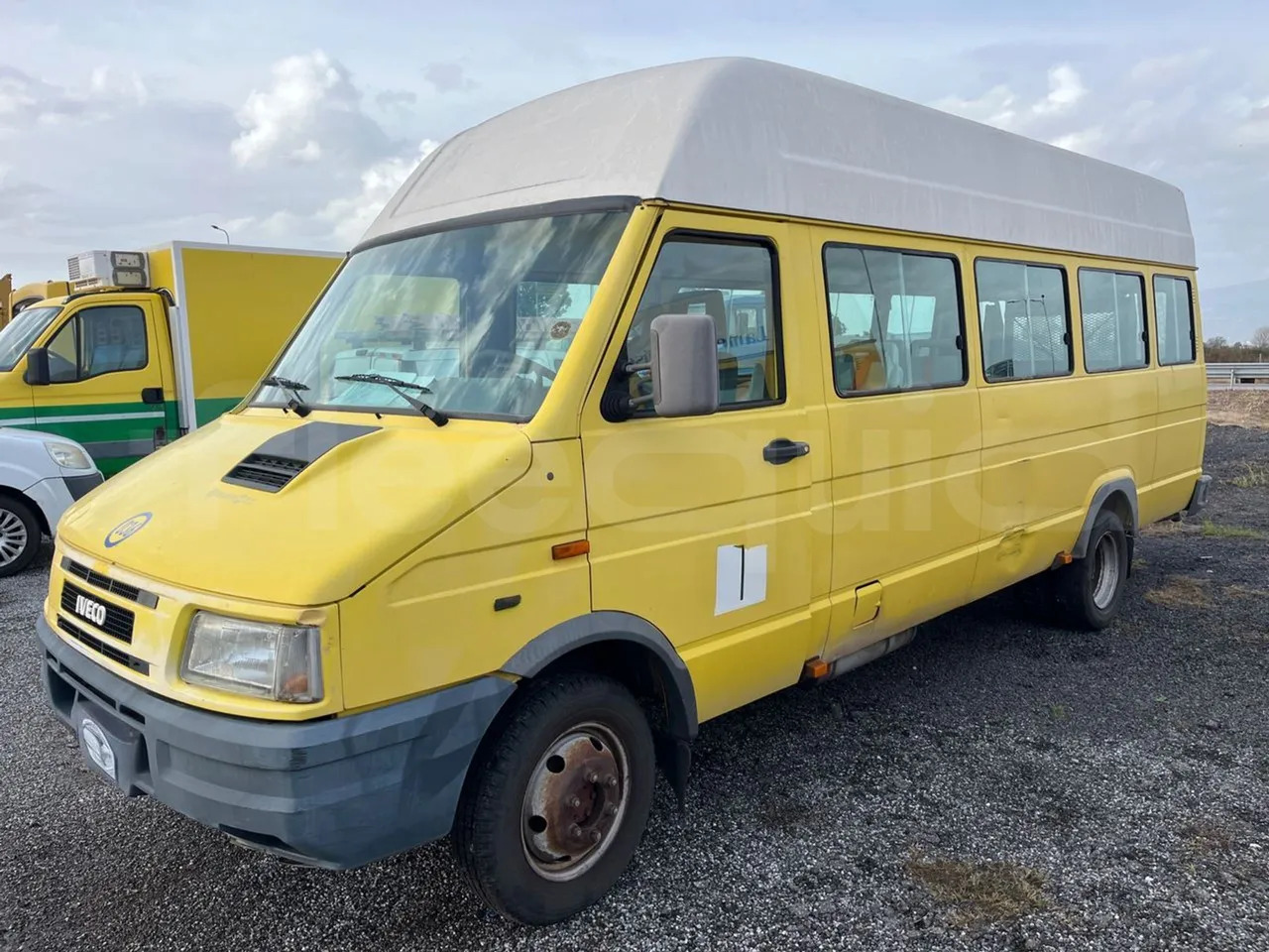 Iveco Turbo Daily - Микроавтобус, Пассажирский фургон: фото 4 Iveco Turbo Daily - Микроавтобус, Пассажирский фургон: фото 4