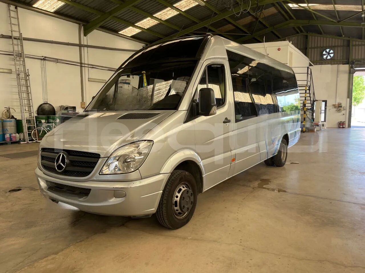 Mercedes-Benz Sprinter - Микроавтобус, Пассажирский фургон: фото 2 Mercedes-Benz Sprinter - Микроавтобус, Пассажирский фургон: фото 2