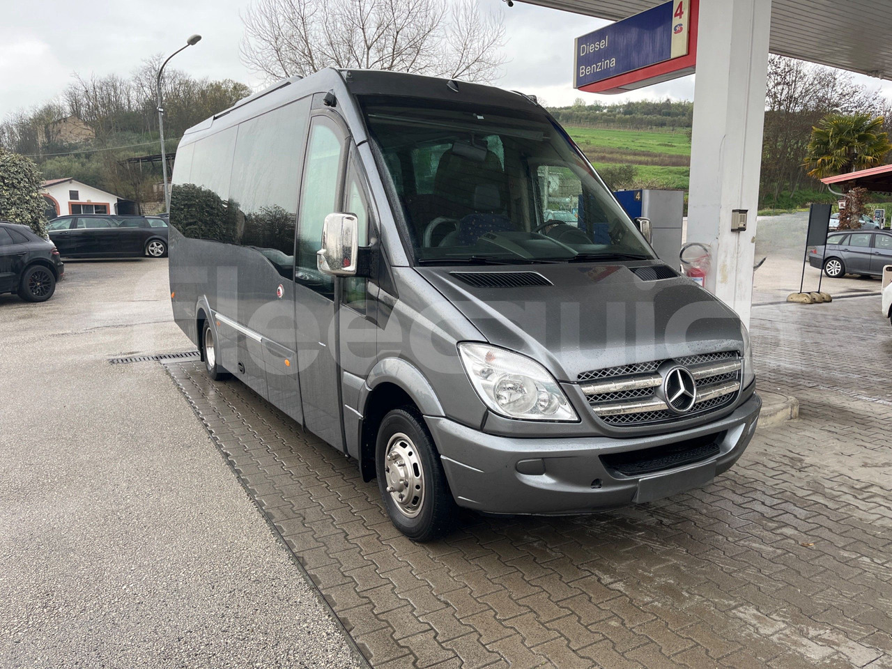 Mercedes-Benz Sprinter - Пригородный автобус: фото 1 Mercedes-Benz Sprinter - Пригородный автобус: фото 1