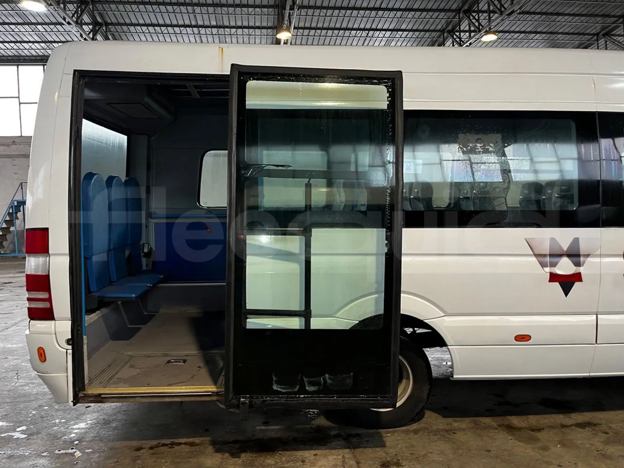 Микроавтобус, Пассажирский фургон Mercedes-Benz Sprinter: фото 13 Микроавтобус, Пассажирский фургон Mercedes-Benz Sprinter: фото 13