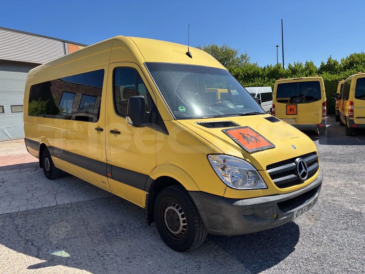 Mercedes-Benz Sprinter - Пригородный автобус: фото 1 Mercedes-Benz Sprinter - Пригородный автобус: фото 1