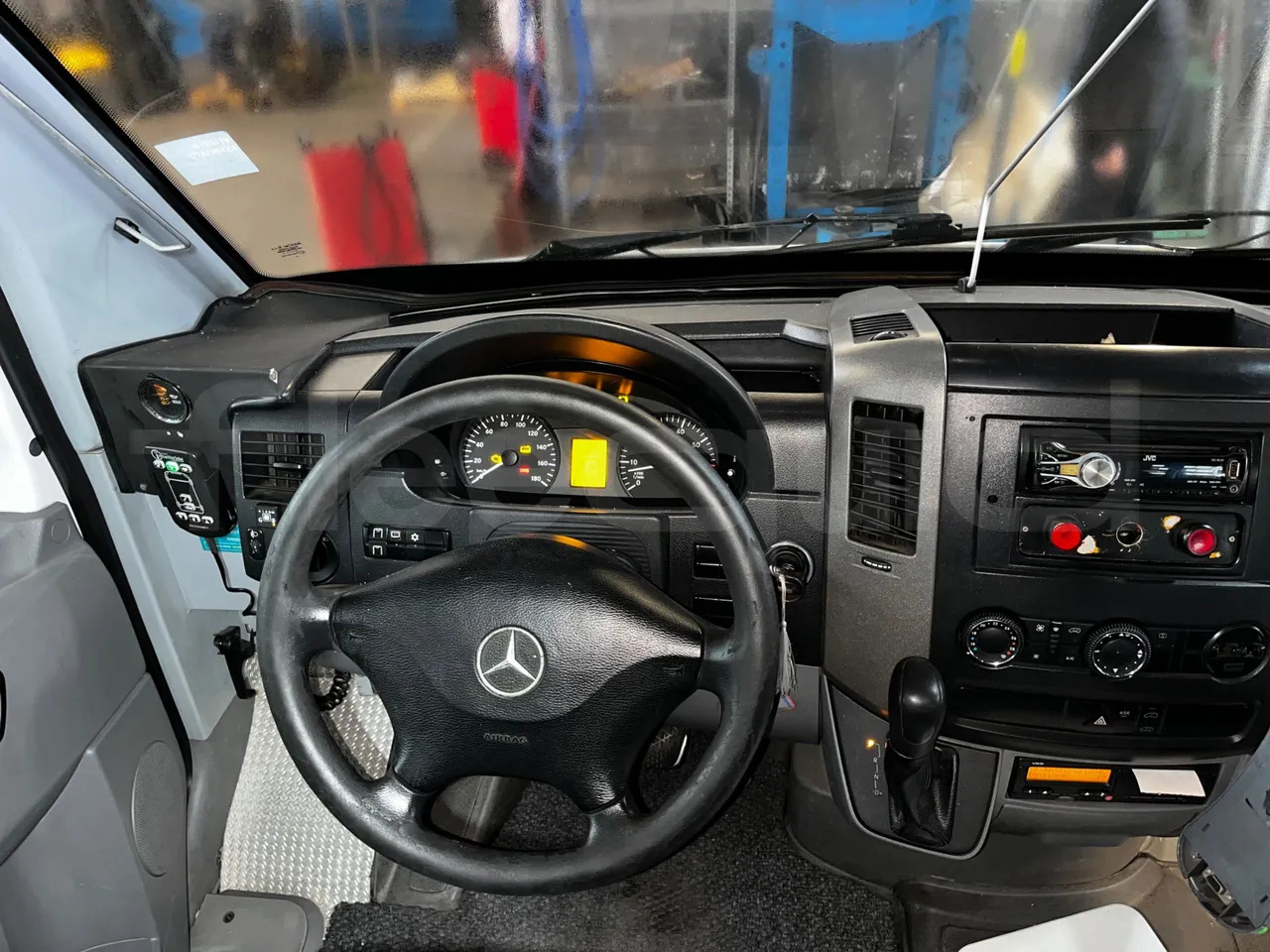 Микроавтобус, Пассажирский фургон Mercedes-Benz Sprinter: фото 23 Микроавтобус, Пассажирский фургон Mercedes-Benz Sprinter: фото 23
