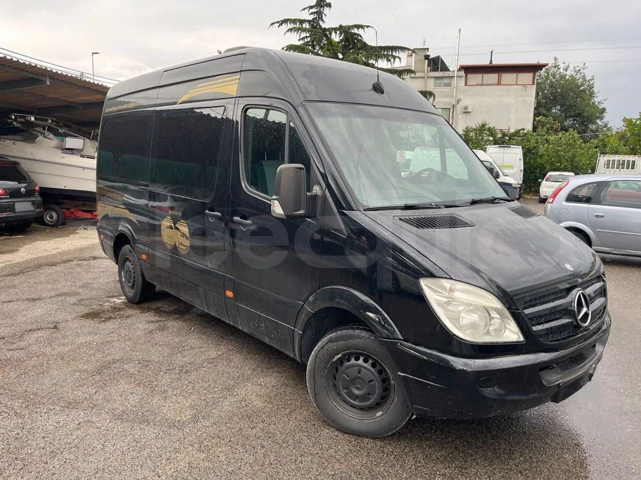 Mercedes-Benz Sprinter - Пригородный автобус: фото 1 Mercedes-Benz Sprinter - Пригородный автобус: фото 1
