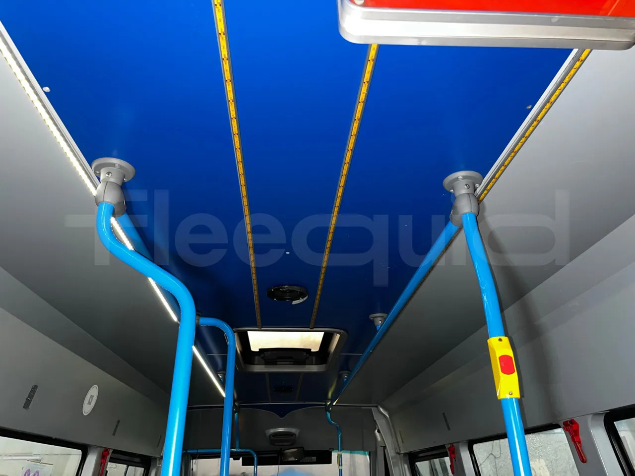 Микроавтобус, Пассажирский фургон Mercedes-Benz Sprinter: фото 33 Микроавтобус, Пассажирский фургон Mercedes-Benz Sprinter: фото 33