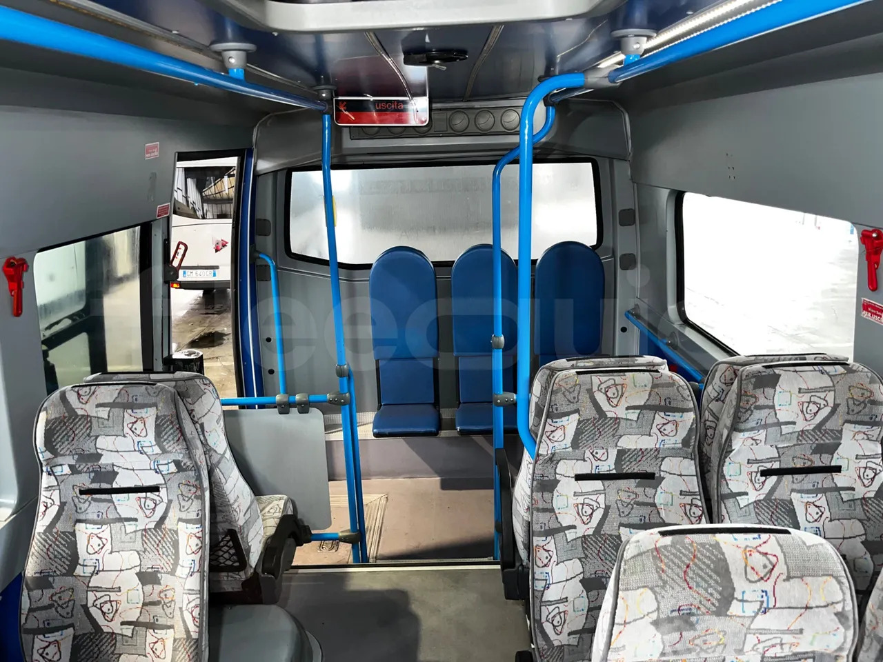 Микроавтобус, Пассажирский фургон Mercedes-Benz Sprinter: фото 34 Микроавтобус, Пассажирский фургон Mercedes-Benz Sprinter: фото 34