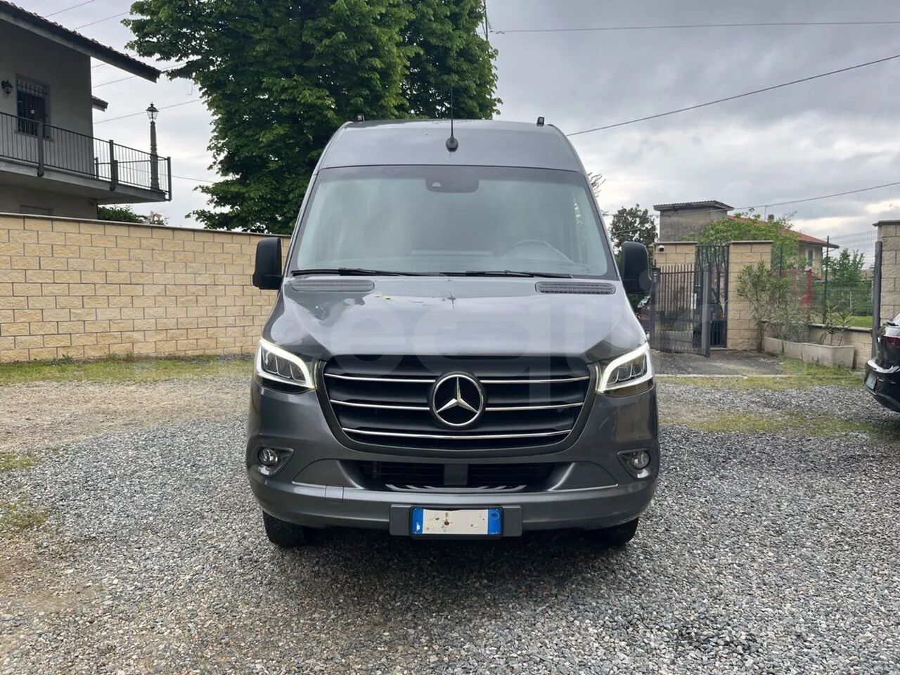 Mercedes-Benz Sprinter - Пригородный автобус: фото 1 Mercedes-Benz Sprinter - Пригородный автобус: фото 1