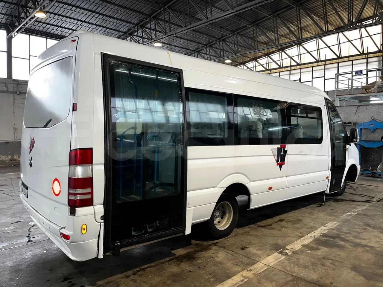Микроавтобус, Пассажирский фургон Mercedes-Benz Sprinter: фото 8 Микроавтобус, Пассажирский фургон Mercedes-Benz Sprinter: фото 8