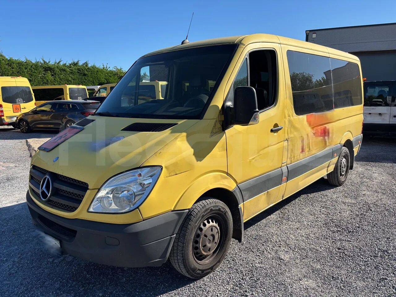 Mercedes-Benz Sprinter - Пригородный автобус: фото 1 Mercedes-Benz Sprinter - Пригородный автобус: фото 1