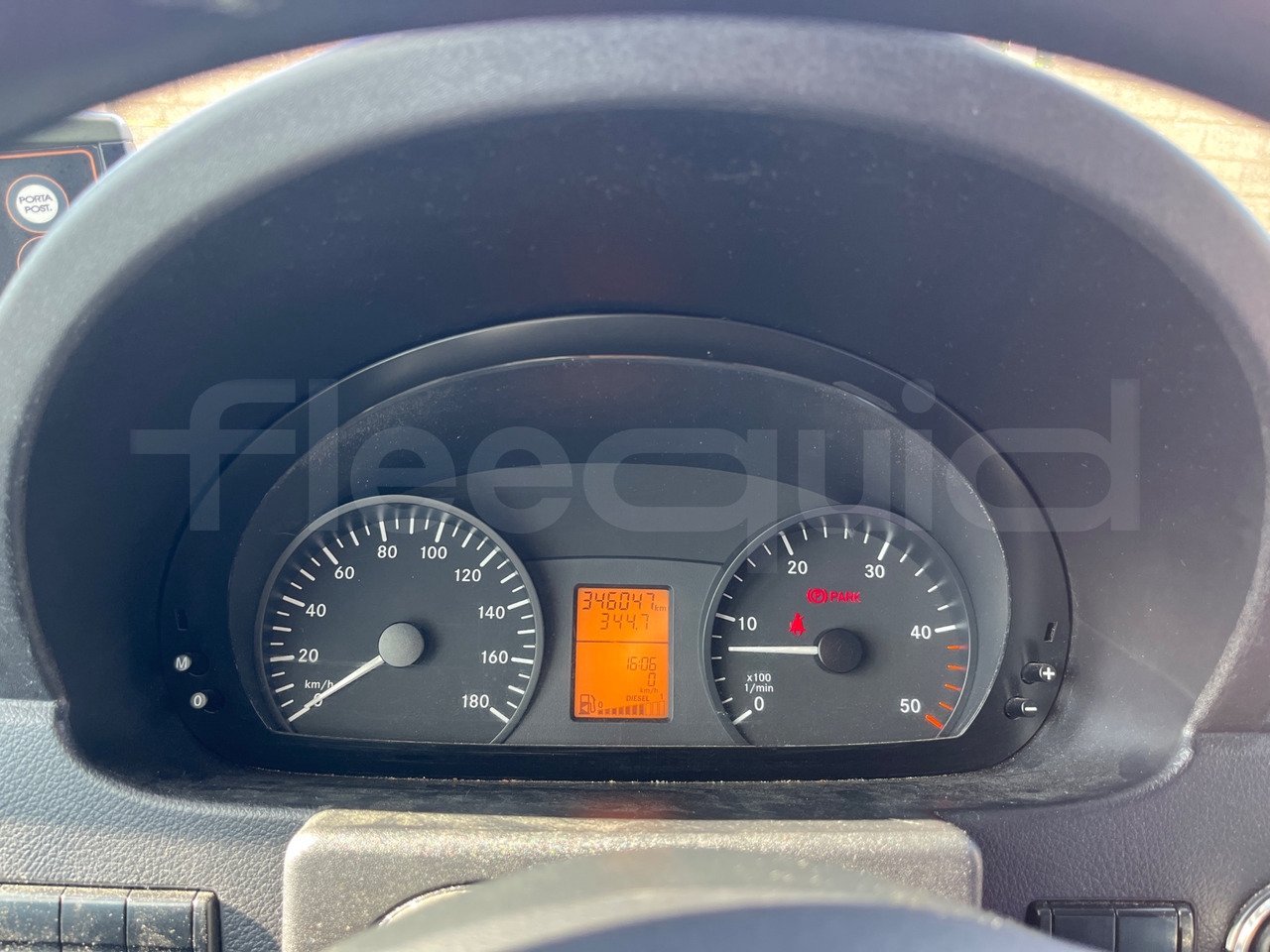 Mercedes-Benz Sprinter - Микроавтобус, Пассажирский фургон: фото 3 Mercedes-Benz Sprinter - Микроавтобус, Пассажирский фургон: фото 3