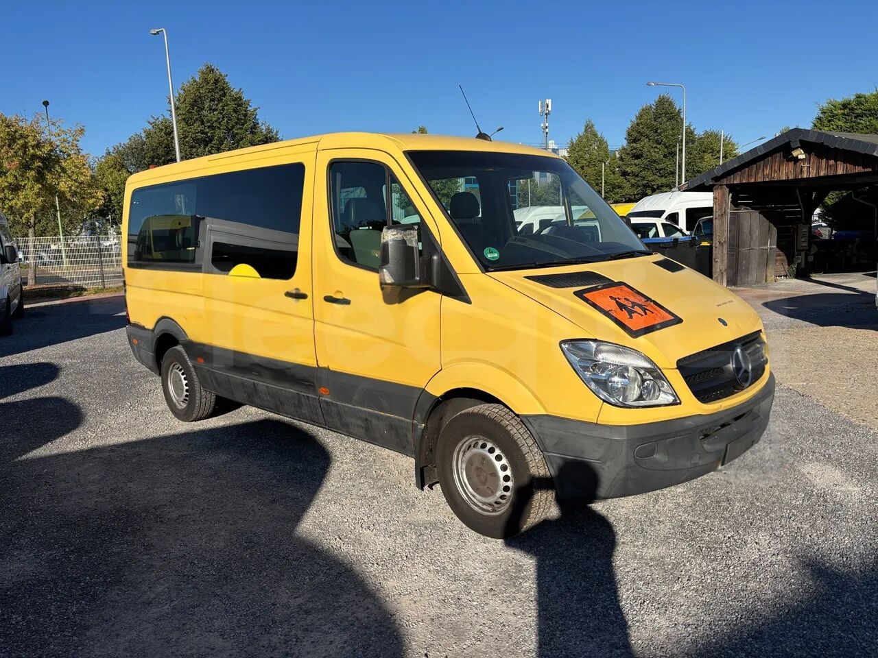 Mercedes-Benz Sprinter - Пригородный автобус: фото 1 Mercedes-Benz Sprinter - Пригородный автобус: фото 1