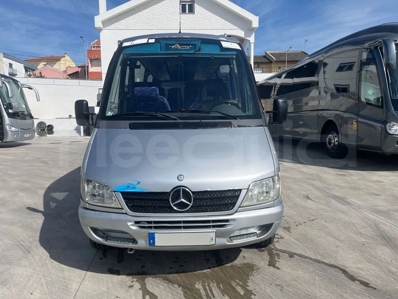 Mercedes-Benz Sprinter - Пригородный автобус: фото 1 Mercedes-Benz Sprinter - Пригородный автобус: фото 1