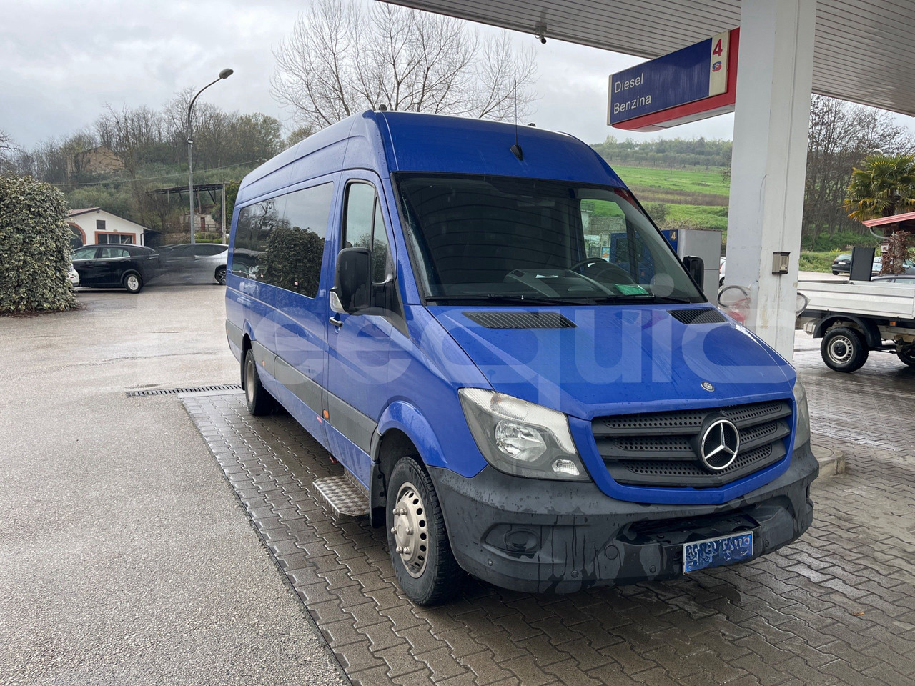 Mercedes-Benz Sprinter - Пригородный автобус: фото 1 Mercedes-Benz Sprinter - Пригородный автобус: фото 1