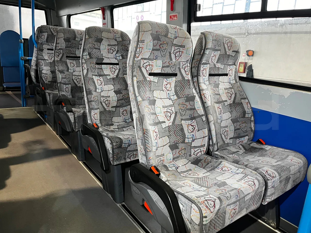 Микроавтобус, Пассажирский фургон Mercedes-Benz Sprinter: фото 32 Микроавтобус, Пассажирский фургон Mercedes-Benz Sprinter: фото 32