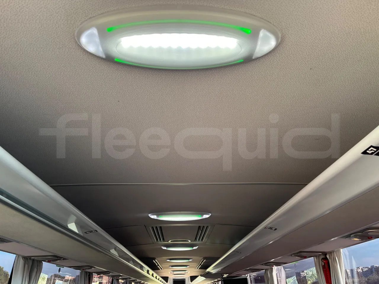 Туристический автобус Mercedes-Benz Tourismo: фото 42