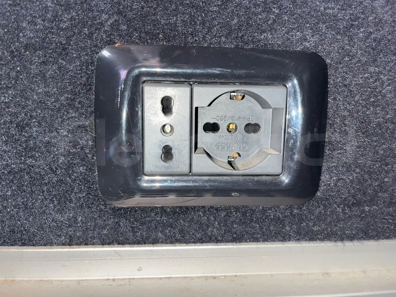 Туристический автобус Mercedes-Benz Tourismo: фото 46