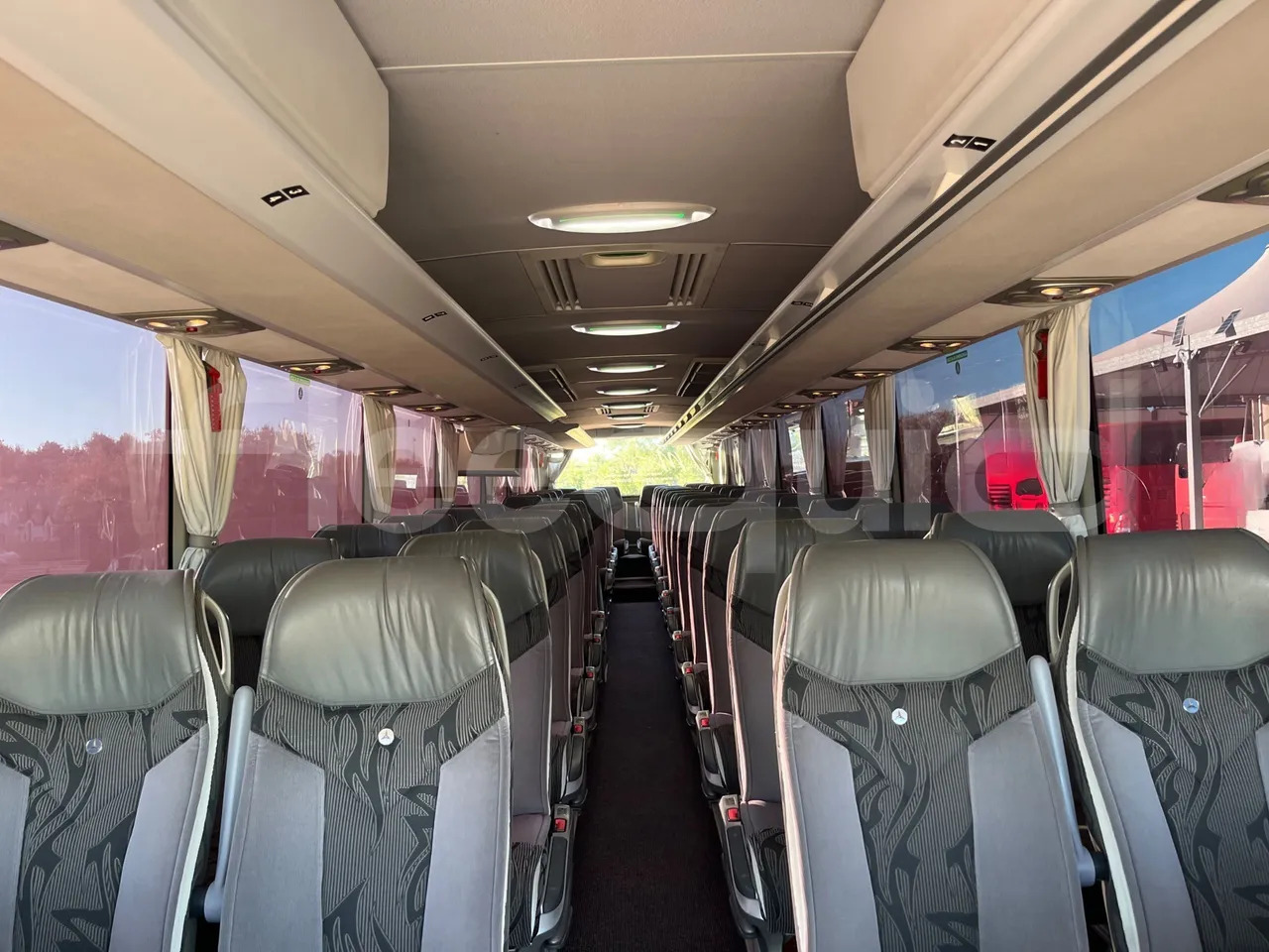 Туристический автобус Mercedes-Benz Tourismo: фото 37