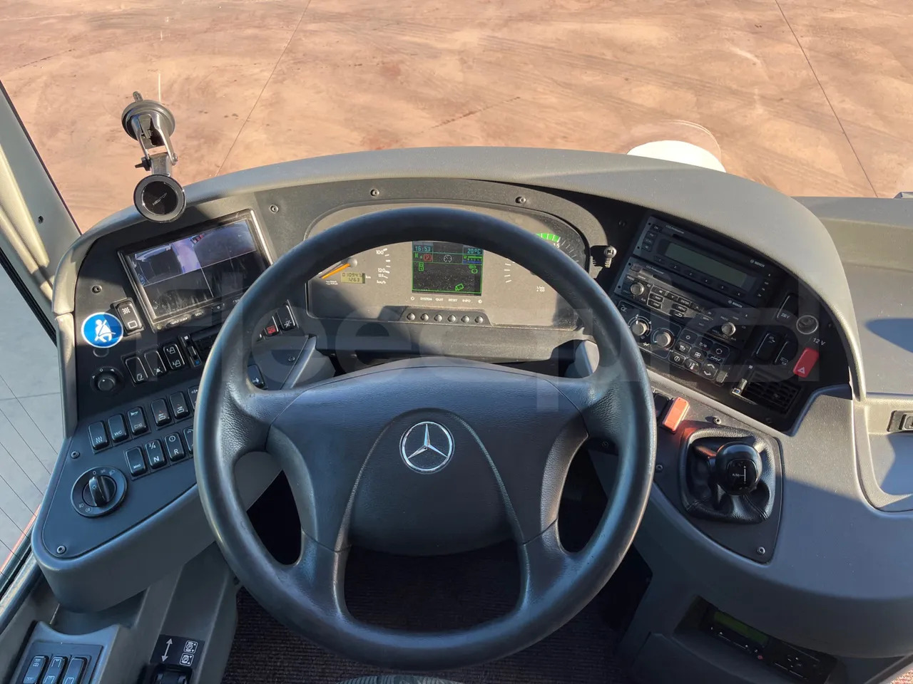 Туристический автобус Mercedes-Benz Tourismo: фото 29