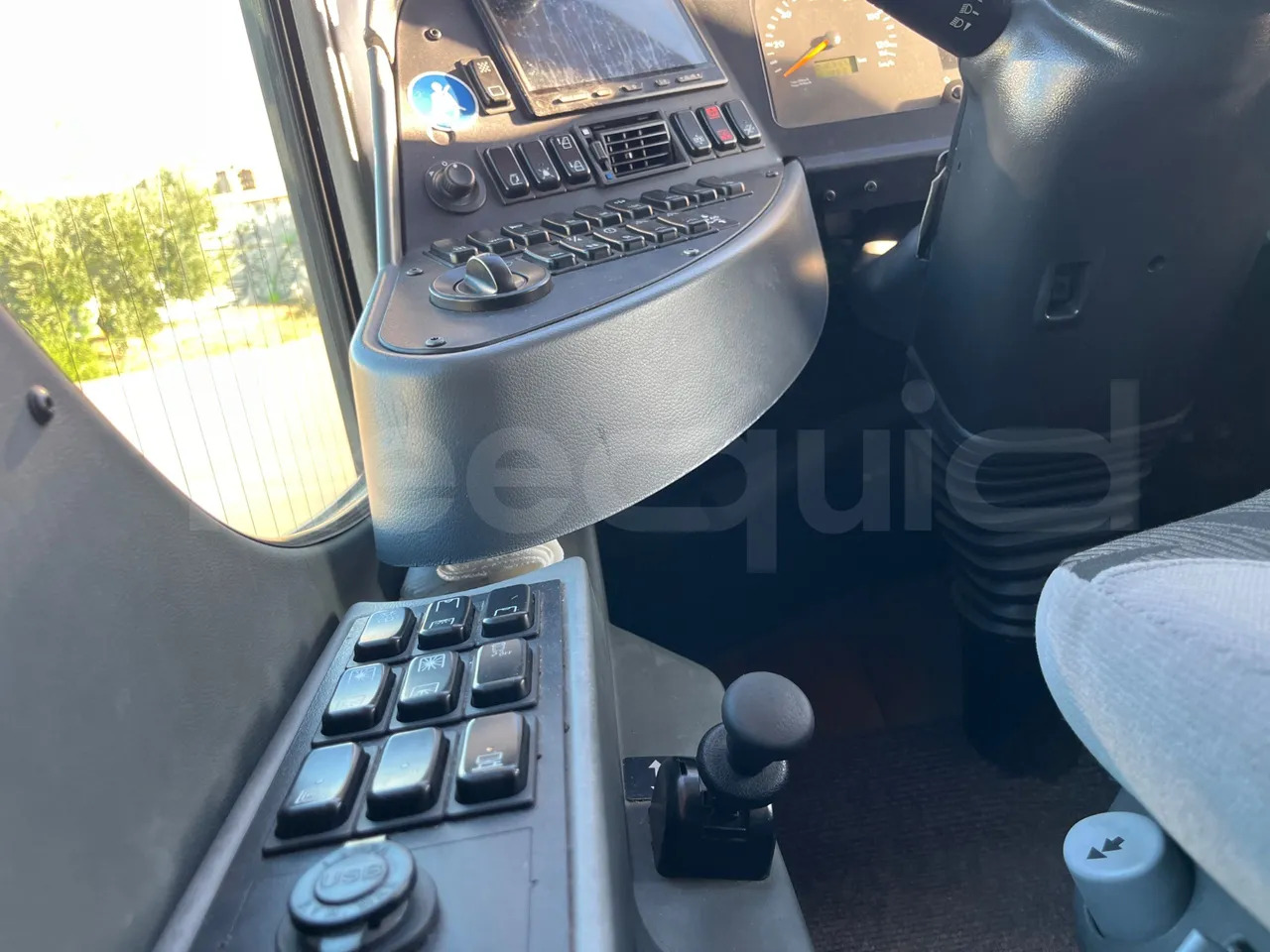 Туристический автобус Mercedes-Benz Tourismo: фото 32