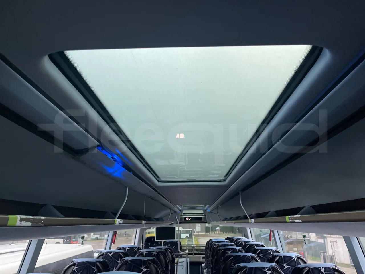 Двухэтажный автобус Neoplan Skyliner: фото 26