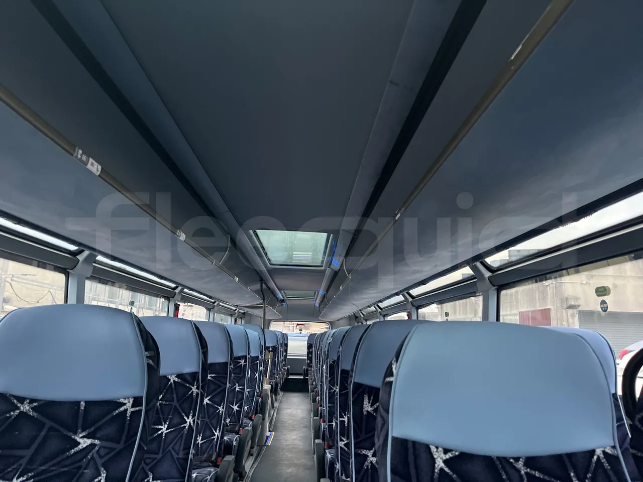 Двухэтажный автобус Neoplan Skyliner: фото 33