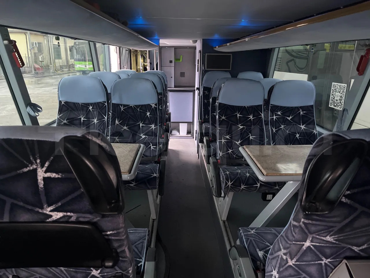 Двухэтажный автобус Neoplan Skyliner: фото 29