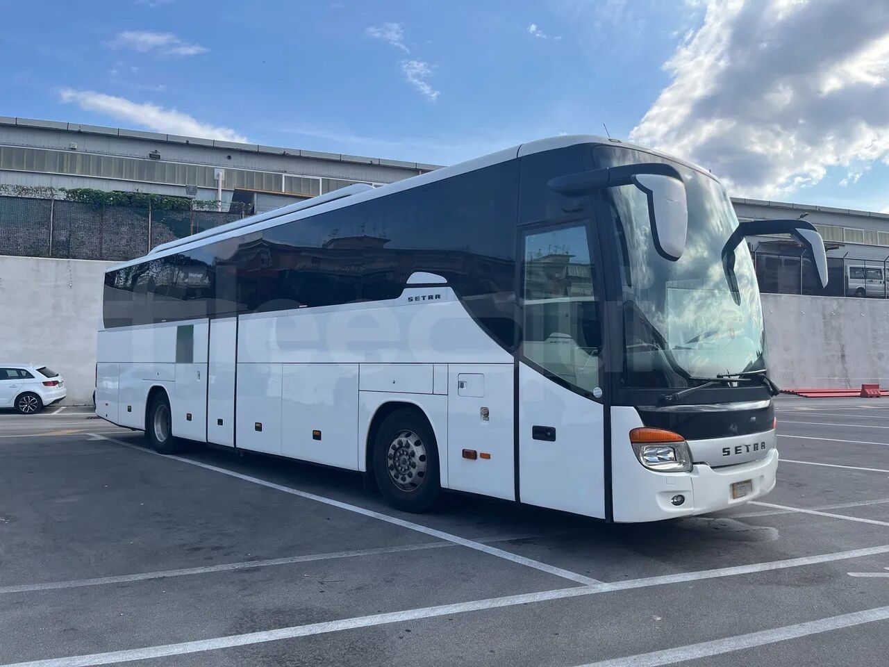 Setra S415 - Туристический автобус: фото 1 Setra S415 - Туристический автобус: фото 1