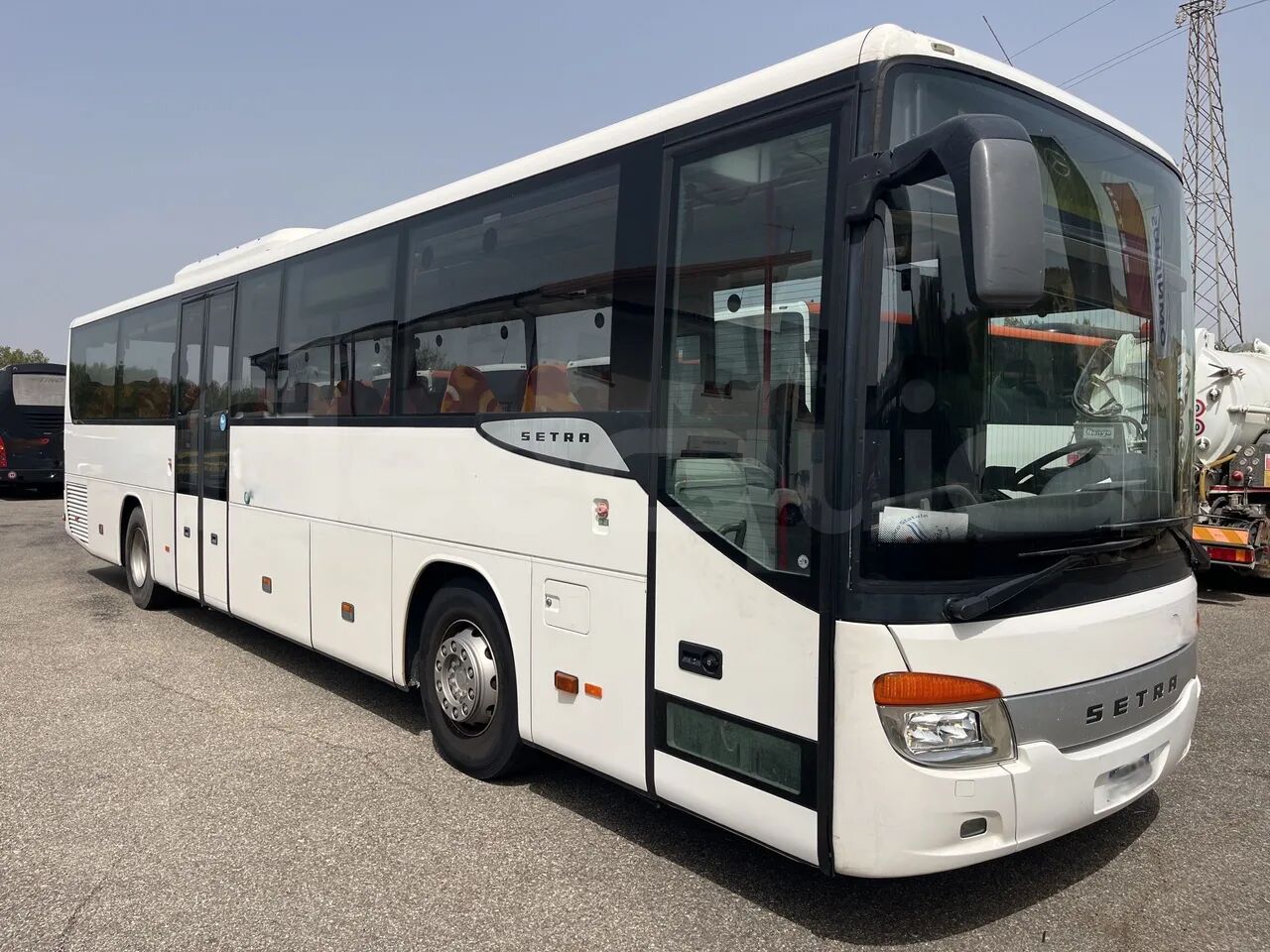 Setra S415 - Пригородный автобус: фото 1 Setra S415 - Пригородный автобус: фото 1