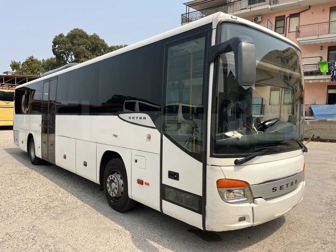 Setra S415 - Пригородный автобус: фото 1 Setra S415 - Пригородный автобус: фото 1