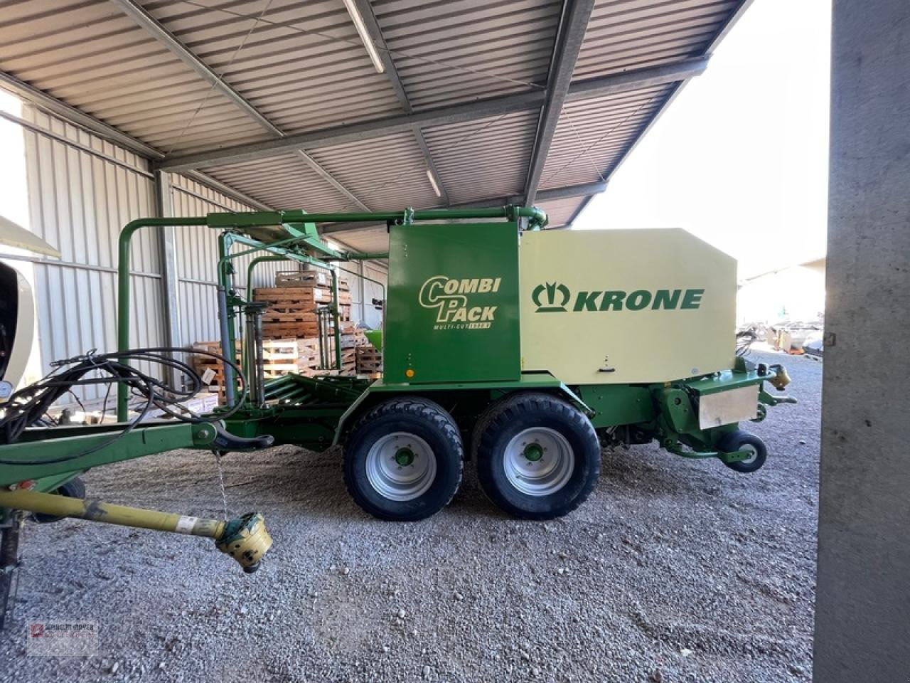 Krone COMBI PACK 1500 - Пресс-подборщик рулонный: фото 2 Krone COMBI PACK 1500 - Пресс-подборщик рулонный: фото 2