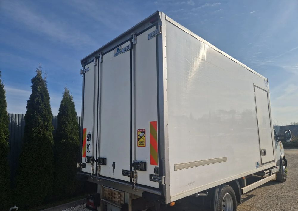 Chłodnia Mroźnia kontener 4.5m , 2 komory, dodatkowe zasilanie, boczne drzwi - Кузов-рефрижератор: фото 5 Chłodnia Mroźnia kontener 4.5m , 2 komory, dodatkowe zasilanie, boczne drzwi - Кузов-рефрижератор: фото 5