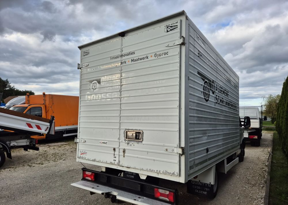 Kontener 8 palet , Izoterma, Garaż, kurnik, Iveco 2012 rok, stan bdb - Сменный кузов - фургон: фото 4 Kontener 8 palet , Izoterma, Garaż, kurnik, Iveco 2012 rok, stan bdb - Сменный кузов - фургон: фото 4