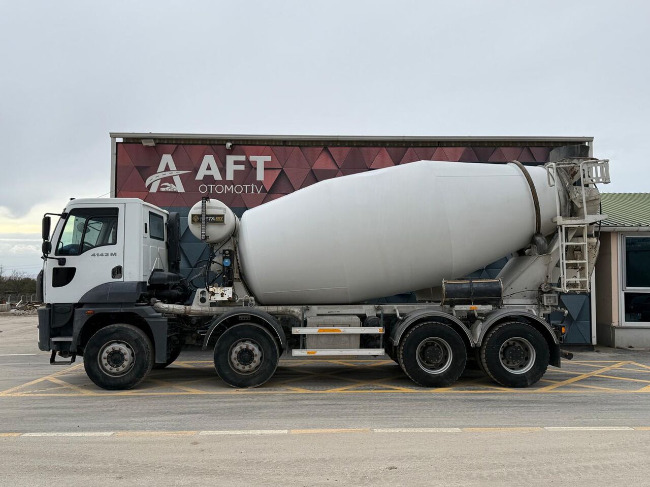 FORD 4142 M - Автобетоносмеситель: фото 5 FORD 4142 M - Автобетоносмеситель: фото 5