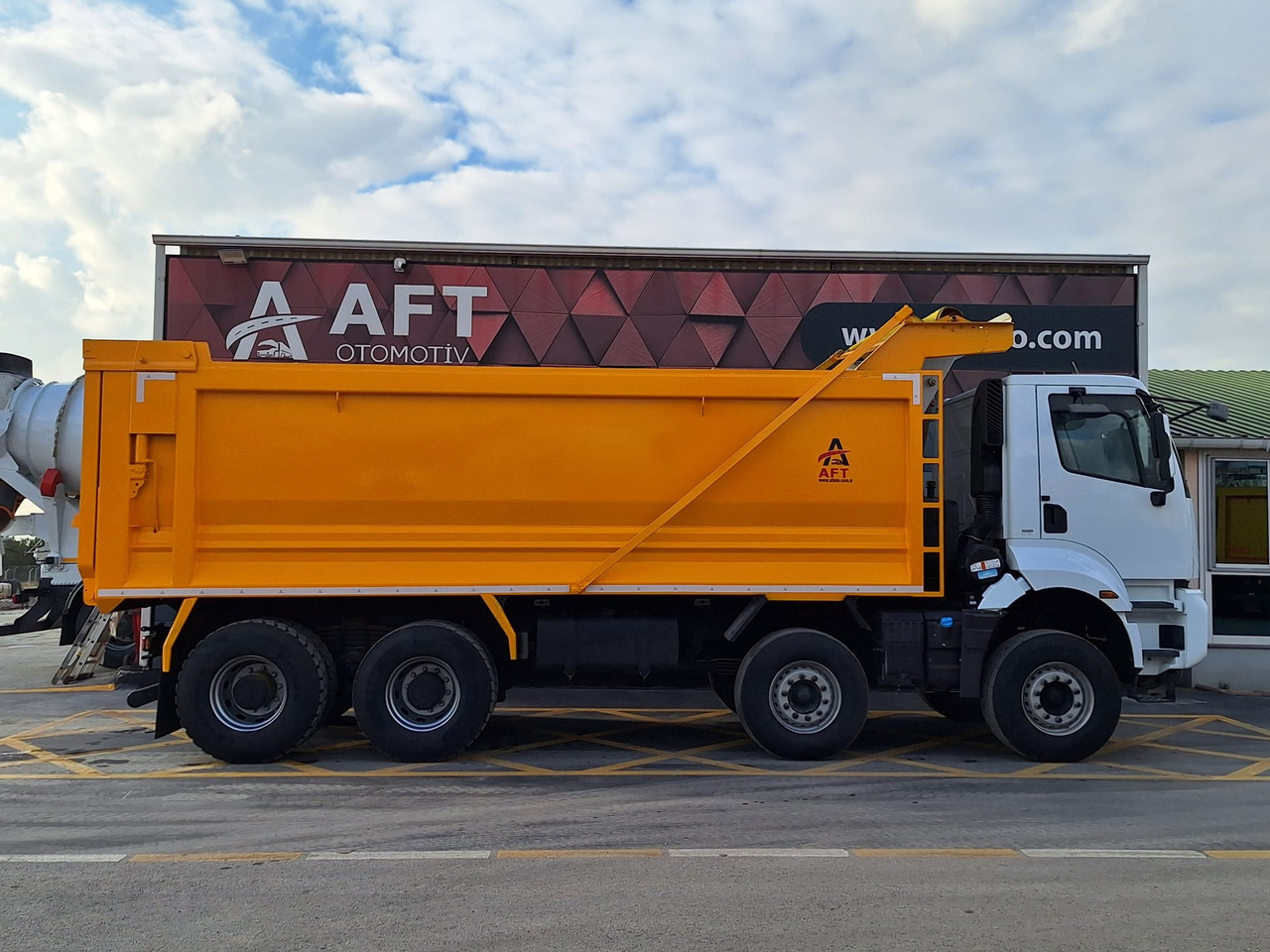 FORD 4445 XD - Самосвал: фото 4 FORD 4445 XD - Самосвал: фото 4