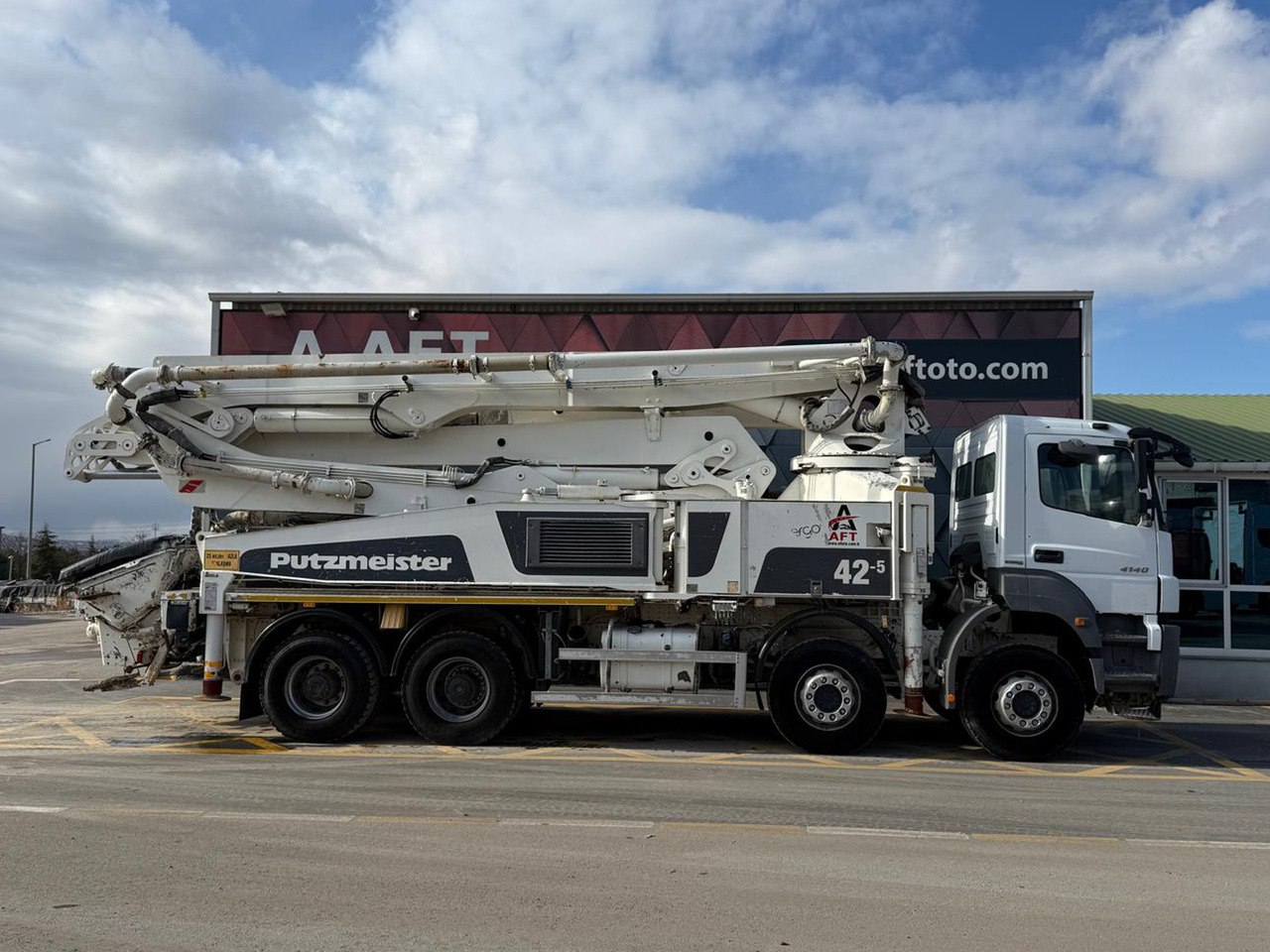 MERCEDES-BENZ AXOR 4140 PUTZMEISTER 42-5 - Автобетононасос: фото 4 MERCEDES-BENZ AXOR 4140 PUTZMEISTER 42-5 - Автобетононасос: фото 4