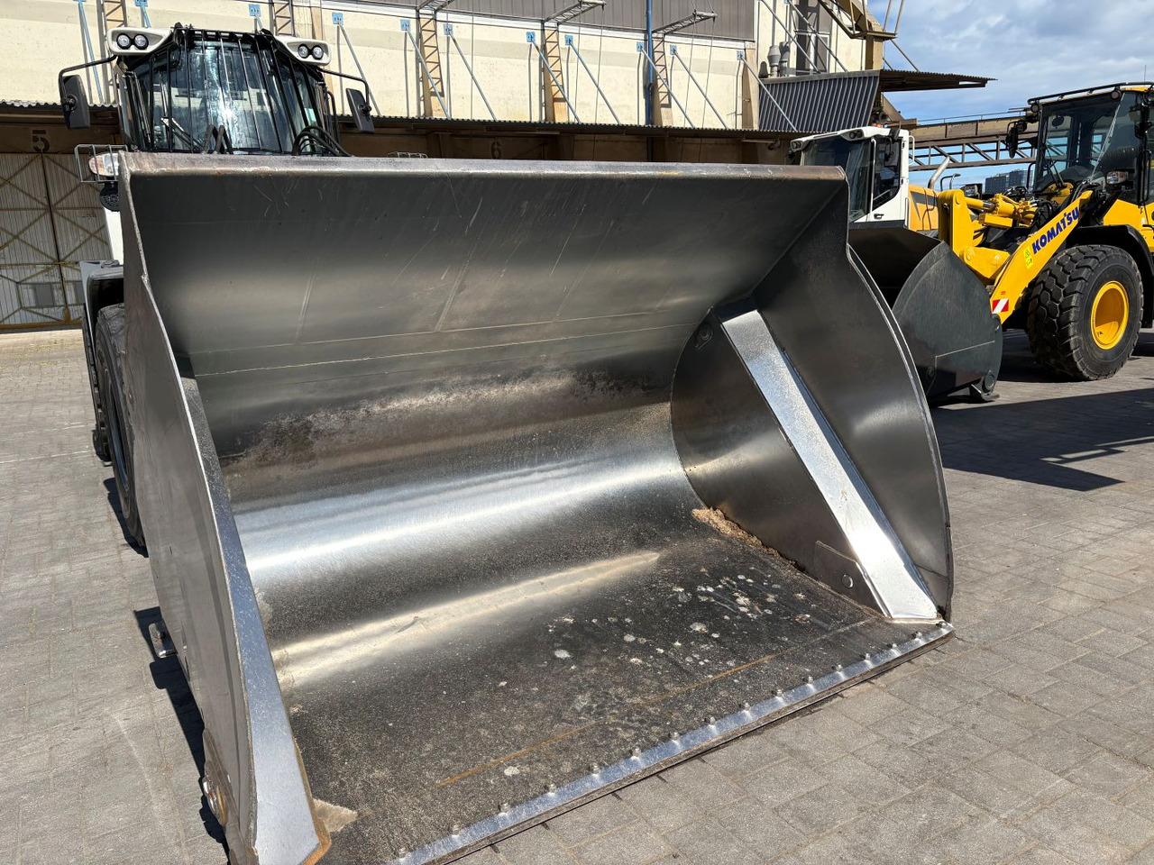 LIEBHERR L538 - Колёсный погрузчик: фото 5 LIEBHERR L538 - Колёсный погрузчик: фото 5