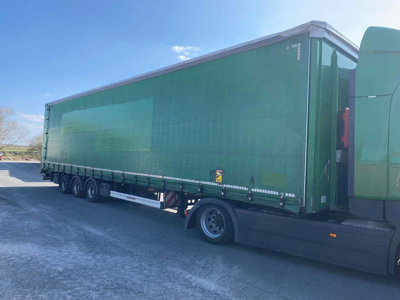 Тентованный полуприцеп Kässbohrer 3-achs Mega/verbreiterbar + Rollboden Aircargo!!: фото 1