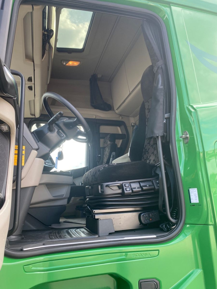 Scania S500 Highline/ Retarder/Alu/ Scheckheft-TÜV neu! - Тягач: фото 5 Scania S500 Highline/ Retarder/Alu/ Scheckheft-TÜV neu! - Тягач: фото 5