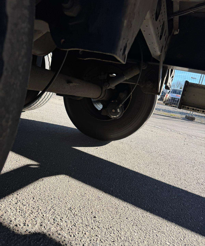 Krone Standart - Полуприцеп-фургон: фото 5 Krone Standart - Полуприцеп-фургон: фото 5