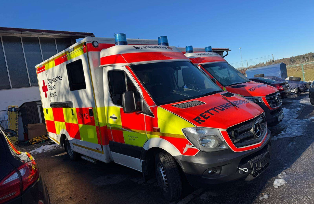 Mercedes-Benz Sprinter 3.0 d - Машина скорой помощи: фото 2 Mercedes-Benz Sprinter 3.0 d - Машина скорой помощи: фото 2