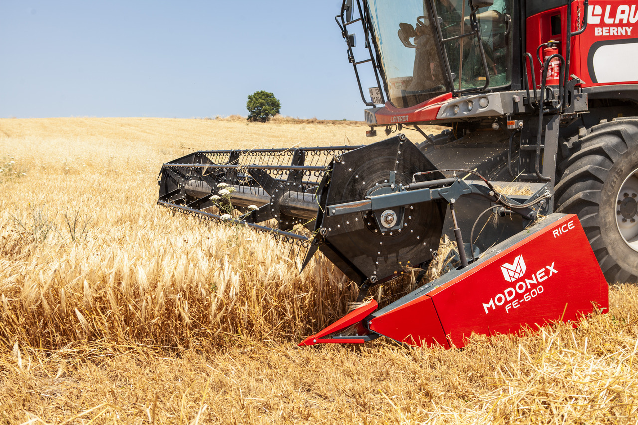 Modonex FE-600 - Жатка зерновая: фото 2 Modonex FE-600 - Жатка зерновая: фото 2