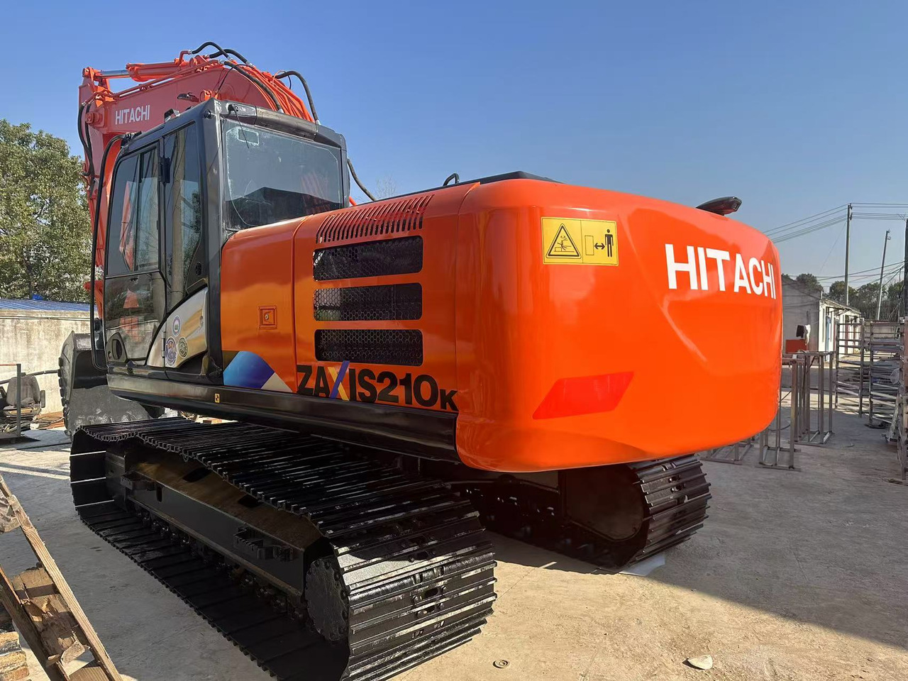 HITACHI ZX210K crawler excavators used excavator High Efficiency Digger with Low Working Hours - Гусеничный экскаватор: фото 1 HITACHI ZX210K crawler excavators used excavator High Efficiency Digger with Low Working Hours - Гусеничный экскаватор: фото 1