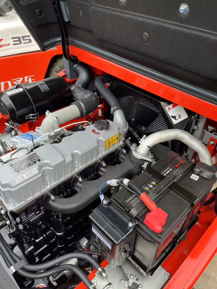 Heli brand new 2.5T diesel forklift famous China brand (Clamp available) - Дизельный погрузчик: фото 5 Heli brand new 2.5T diesel forklift famous China brand (Clamp available) - Дизельный погрузчик: фото 5