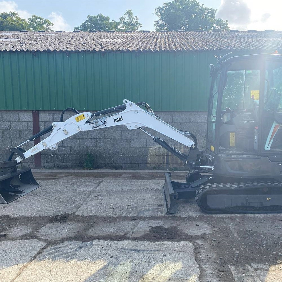 Bobcat E 27z - Мини-экскаватор: фото 2 Bobcat E 27z - Мини-экскаватор: фото 2