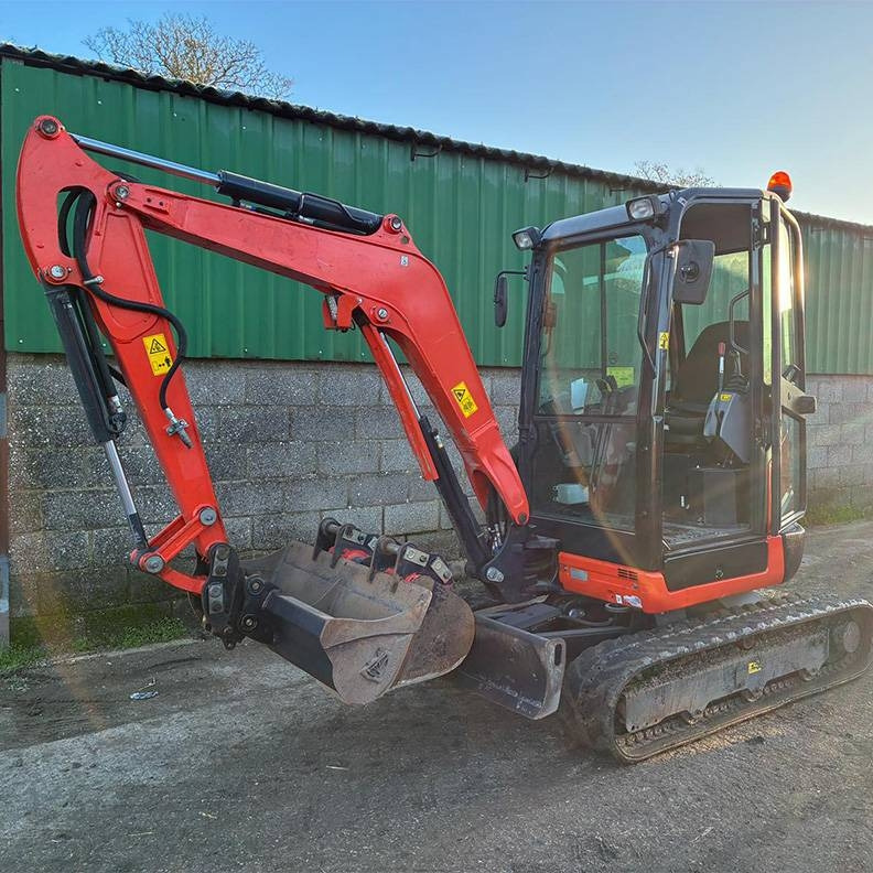 Kubota U27-4 - Мини-экскаватор: фото 1 Kubota U27-4 - Мини-экскаватор: фото 1