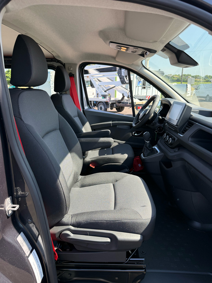 RENAULT Trafic лизинг RENAULT Trafic: фото 14 RENAULT Trafic лизинг RENAULT Trafic: фото 14