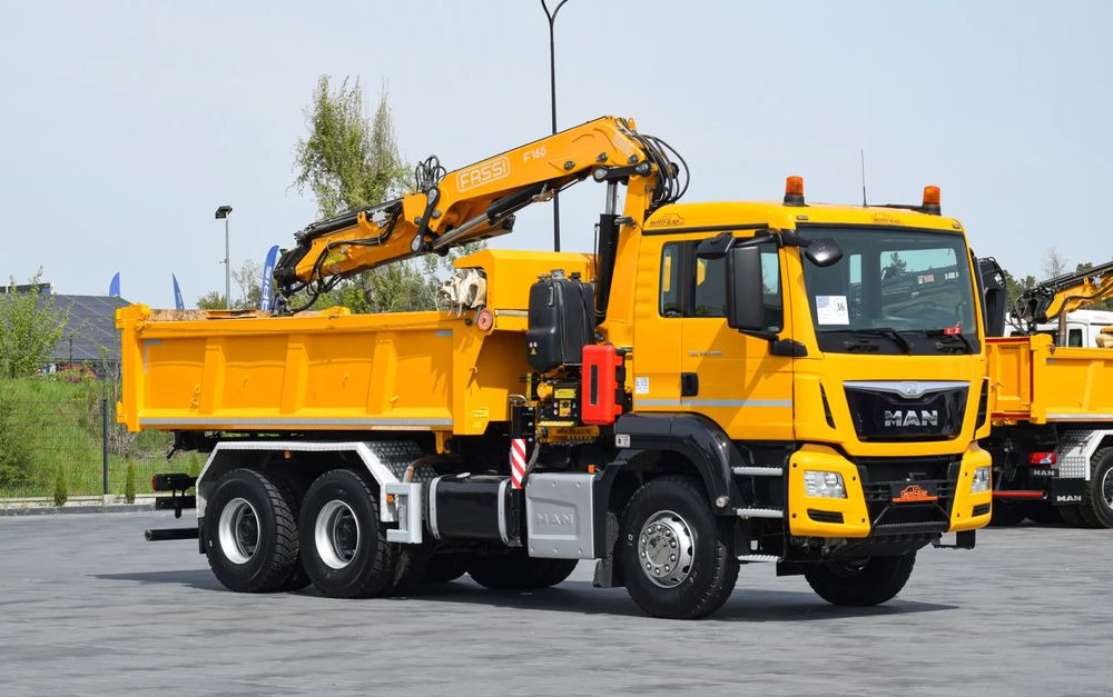 MAN TGS 26.400 / 6x4 / EURO 6 / UDT / HDS FASSI 165 / WYSUW x3 / ROTATOR / CHWYTAK / STEROWANIE RADIOWE / WZMOCNIONA RAMA / WYWROTKA / HYDROBURTA / AUTOMAT / 2017 / NOWE OPONY - 100% / NISKI PRZEBIEG - Самосвал: фото 3 MAN TGS 26.400 / 6x4 / EURO 6 / UDT / HDS FASSI 165 / WYSUW x3 / ROTATOR / CHWYTAK / STEROWANIE RADIOWE / WZMOCNIONA RAMA / WYWROTKA / HYDROBURTA / AUTOMAT / 2017 / NOWE OPONY - 100% / NISKI PRZEBIEG - Самосвал: фото 3