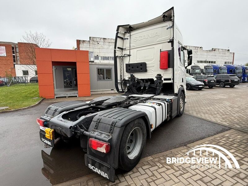 Тягач Scania R450: фото 7